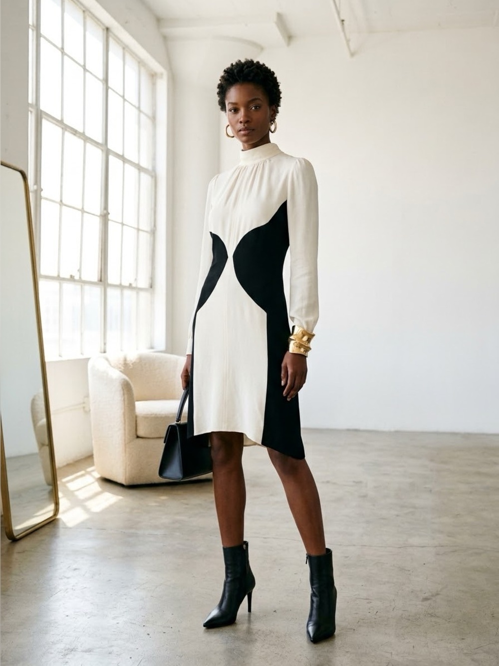 Giambattista Valli Runway Black & White Colorblock Shift Dress - US 4 / IT 40